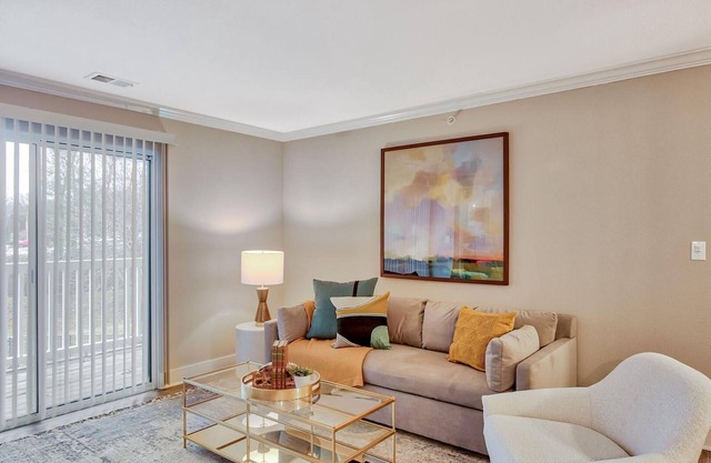 Landing | Modern 2BD, Pool, Clubhouse