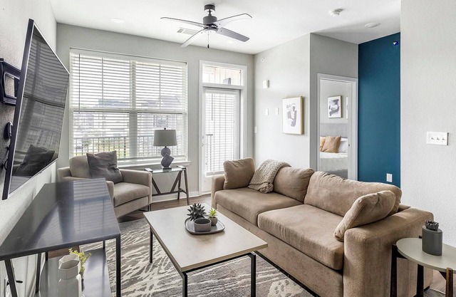 Landing | Spectacular 1BD, Gym, Pool