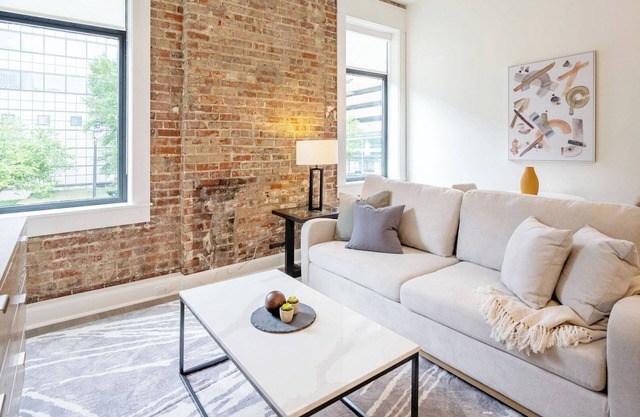 Landing | Stylish 1BD in Five Points South