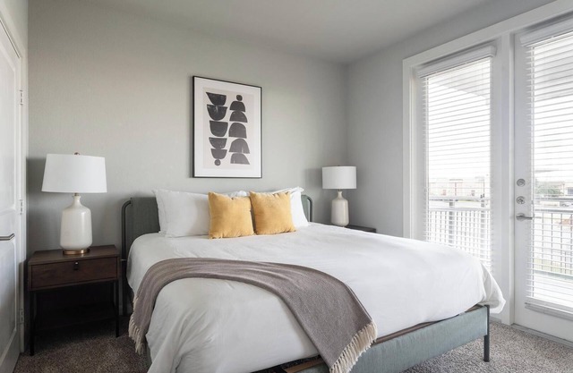 Landing | Stylish 1BD, Yoga Studio, Gym