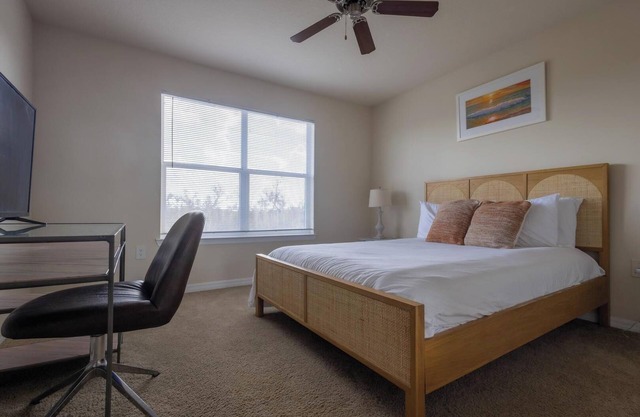 Landing | Stylish 2BD, Yoga Studio, Pool
