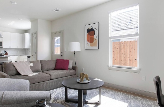 Landing | Stylish 2BD, Yoga Studio, Gym