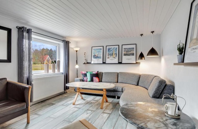 Large And Newly Renovated Holiday Home In Cozy Ingstrup
