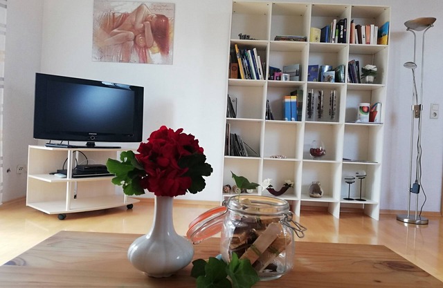 Large apartment -30 min. To Lake Constance - 10 min. To the Danube Valley - 5 min. To Campus Galli