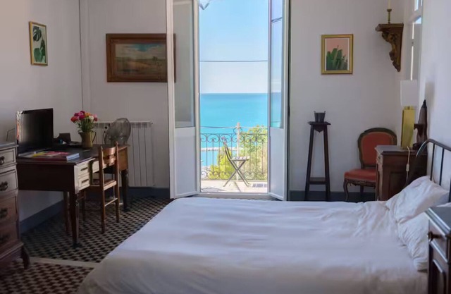 Large apartment with incredible sea views 008065-LT-0272