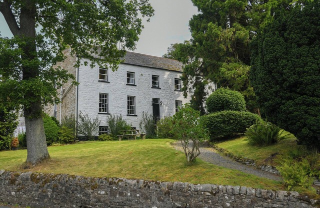 Large comfortable Manor House & Gardens in the North Pennines, Cumbria