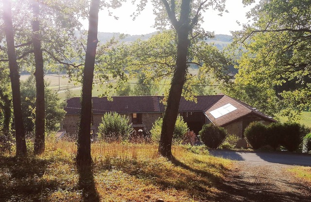 Large country cottage at the foot of the Pyrenees
