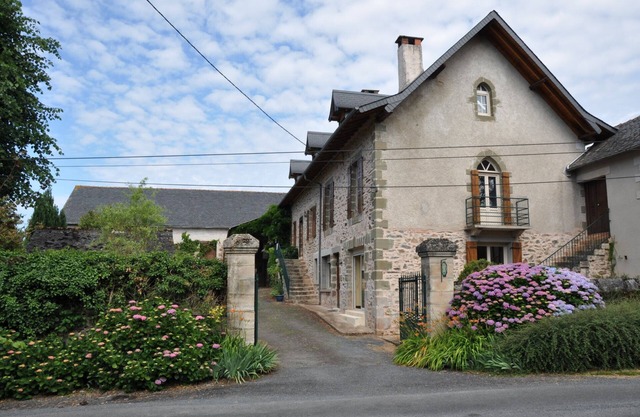 Large country house near the village of Juillac (sleeps 14)