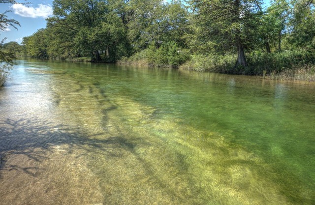 LARGE HOME ON THE BEAUTIFUL QUITE FRIO RIVER