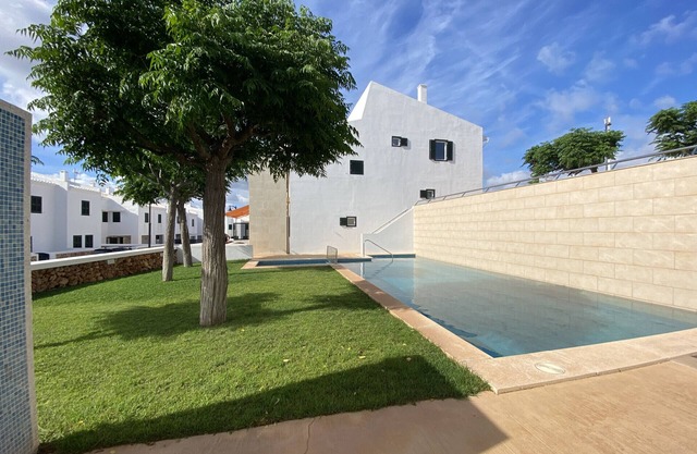Large house with shared pool near the sea