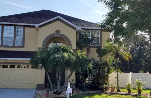 Large Pool Home for Fun, Faith & Family!nn