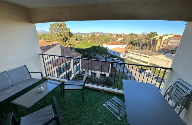 Large studio in Fréjus