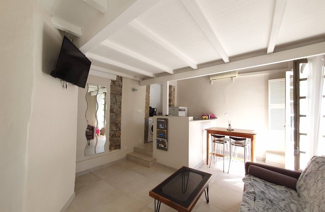 LARGE STUDIO IN VILLAGE HOUSE NEAR THE SEA