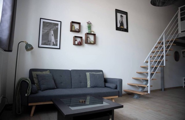Large-volume T2 duplex apartment with underground parking