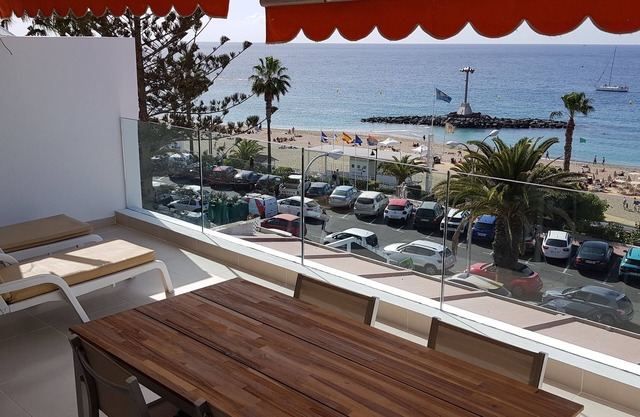 Las Vistas Sunset Sea Views