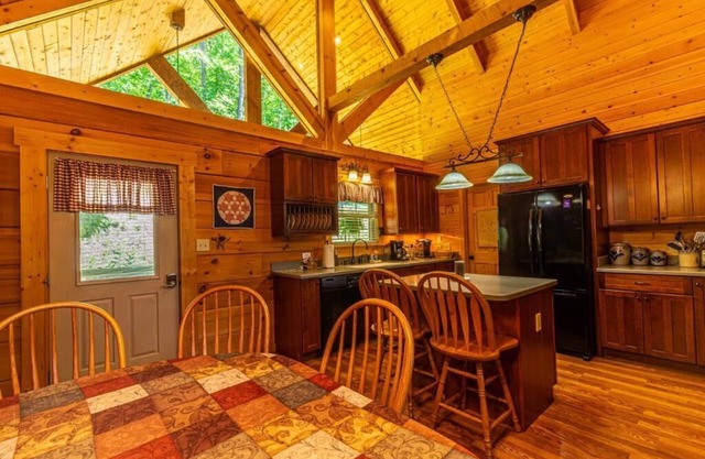 Laurel Hill Cabin
