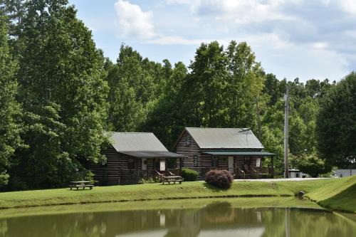 Laurel Lake Cabins