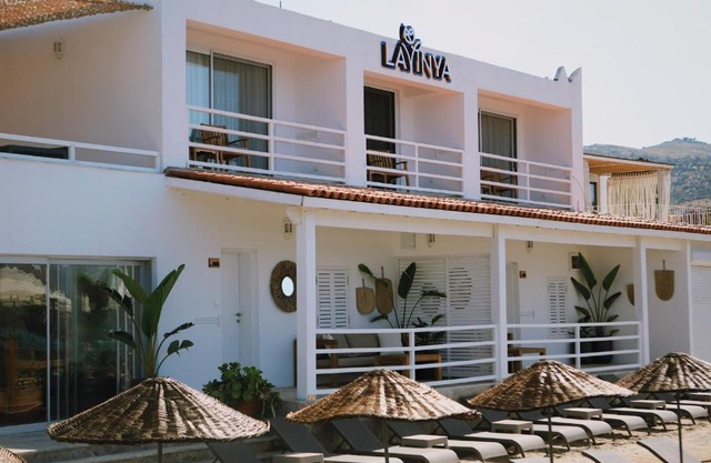 Lavinya Otel
