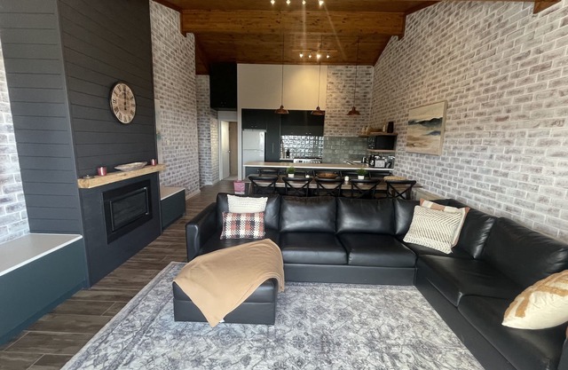 Lawlers 41 - Hotham Heights - ski In/ski out