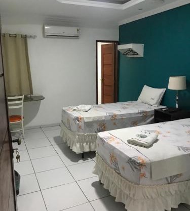 Lax Hotel - Acesso através de escadas - 3 andares