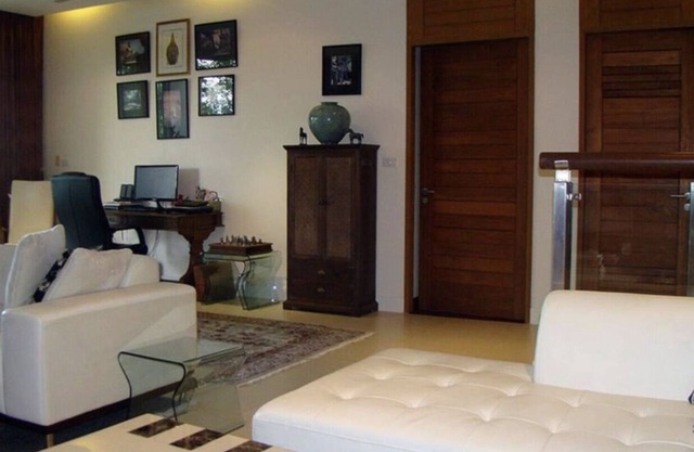 Layan Beach 3 Bed Spacious Apartment