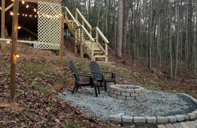 Lazy Daisy Loft - Relaxing and romantic getaway