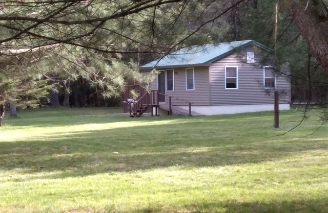 Lazy K Rental is a cozy cabin close to PA Quehanna Wildlife area.