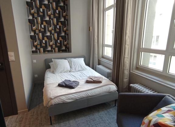 Le 12 studio neuf wifi app 009