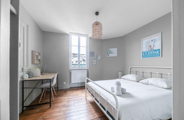 Le 252 - 25 Place Jean Epinat - Vichy