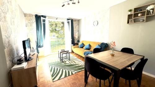 Le Bel Air, 10 min to city center, Garage, Wifi