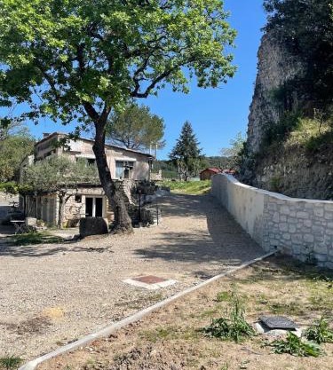 Le Castellas - Gîte en pleine Nature
