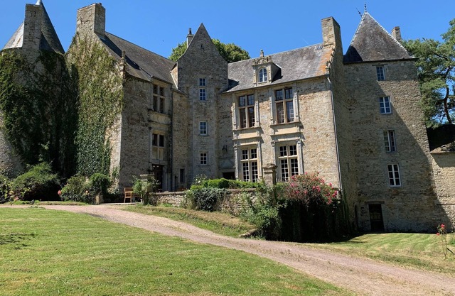 Le Château de Bernesq