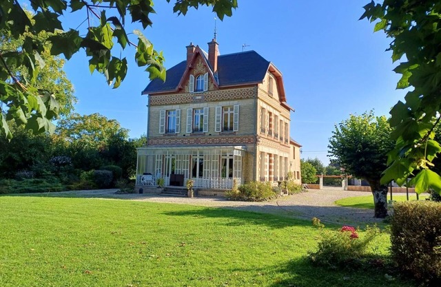 Le Château des Bordes
