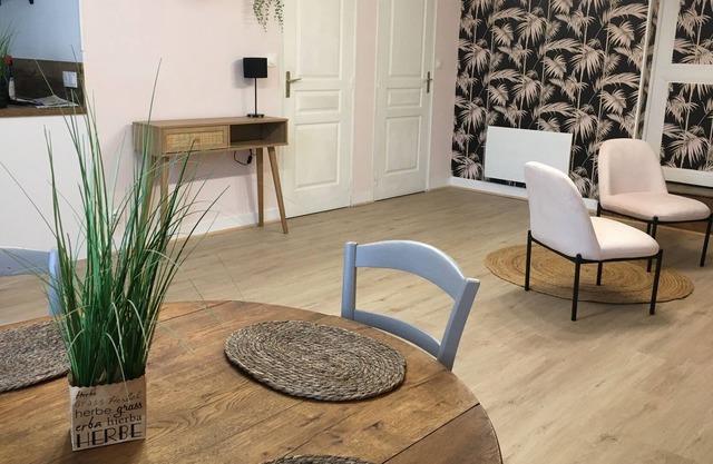 Le Chapitre : Charming apartment in the center of the town for 4 people