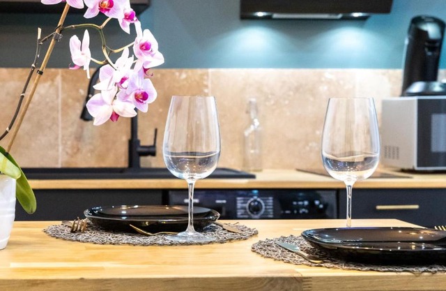Le Cinq : Appartement Chic&Cosy, jardin privatif