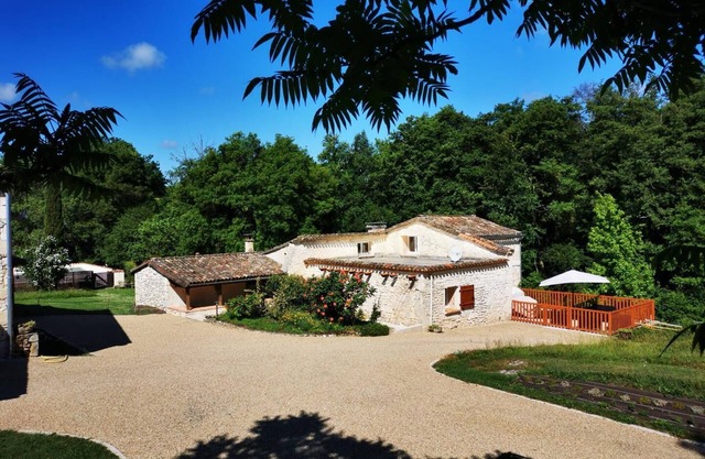 LE Clos DES Sources - Pineuilh