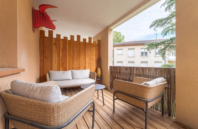 Le Cocon d'Adamille - One Bedroom Apartment, Sleeps 4