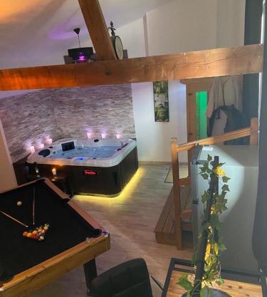 Le Cosily jacuzzi et sauna privatif