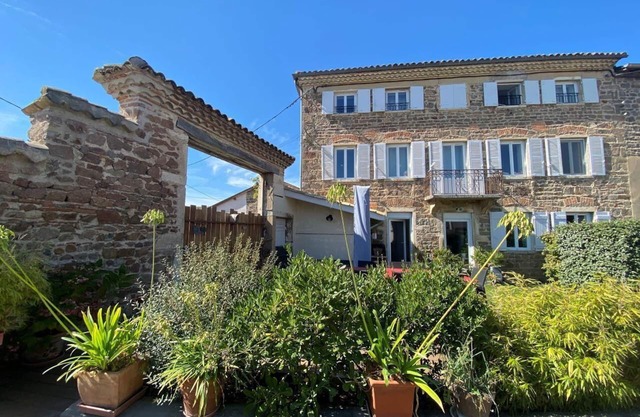 Le Gîte d'Antoine - SAINT ETIENNE DES OULLIERES