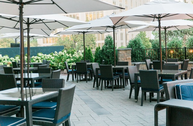 Le Méridien Chicago - Oakbrook Center