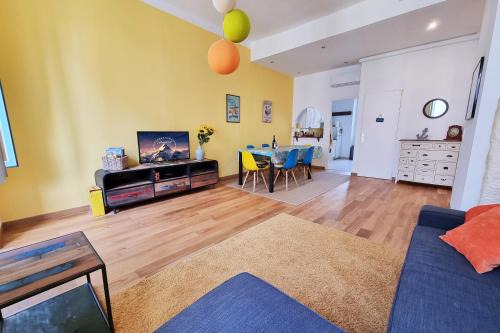 "Le Mimosa" by EnjoyNice, in the heart of Nice with airco