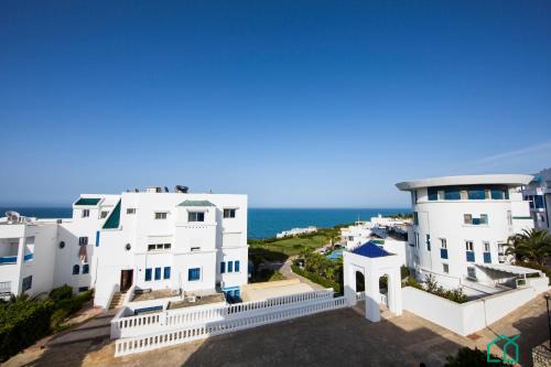 Le Palace appartement spacieux avec vue sur mer