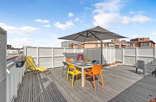 LE PATIO GUILHEMERY - Three Bedroom Apartment, Sleeps 6