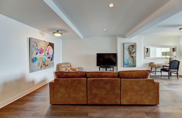 Le penthouse at"Le château"