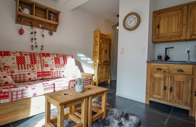 Le Petit Chalet - Cosy studio in Lathuile for 2 people