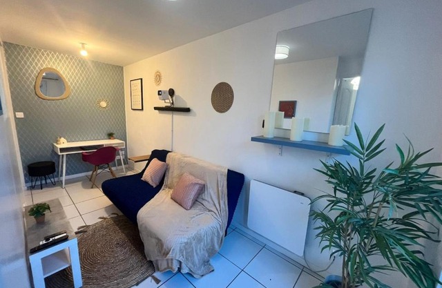Le petit refuge 28m2 2 personnes avec extérieur