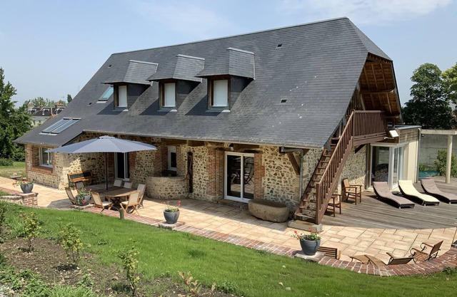 LE PRESSOIR D'HONFLEUR 3 MN WALK FROM TOWN CENTER PARKING ON SITE