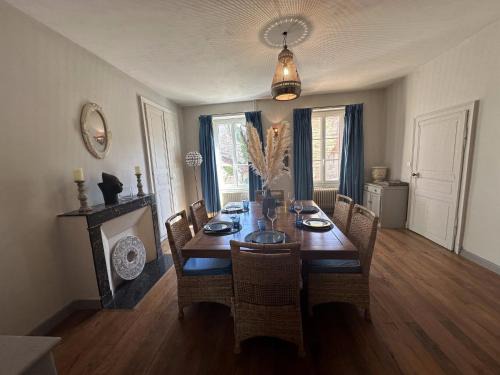 Le relais 1850