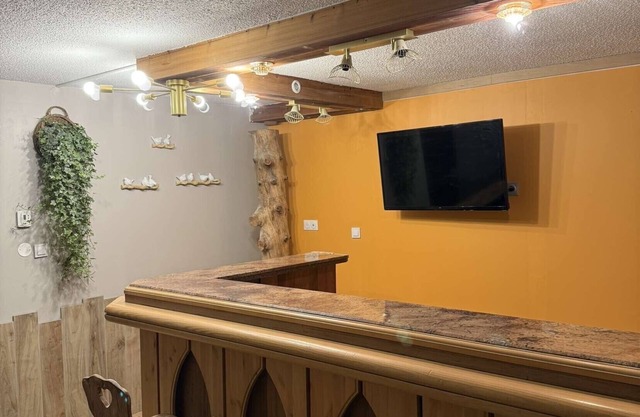 Le Savoyard - Bar & Jacuzzi
