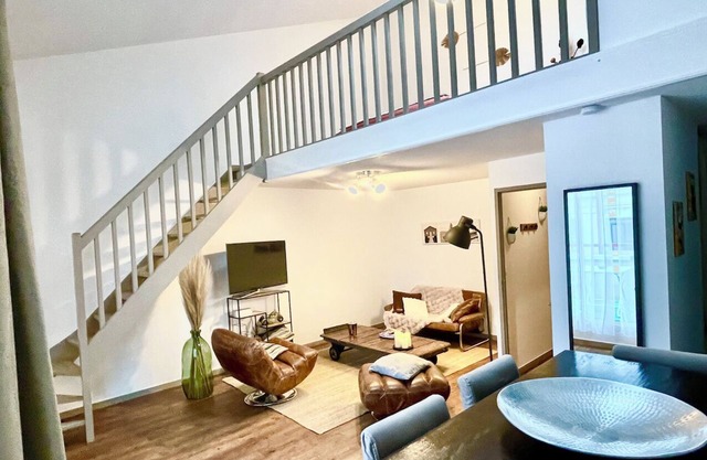 Le STAND' Gambetta, DUPLEX STANDING downtown, quiet and comfortable